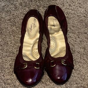 Burgundy Ballet Shoes 
Size 7